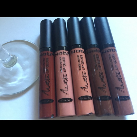 5 brand new & sealed matte lipgloss