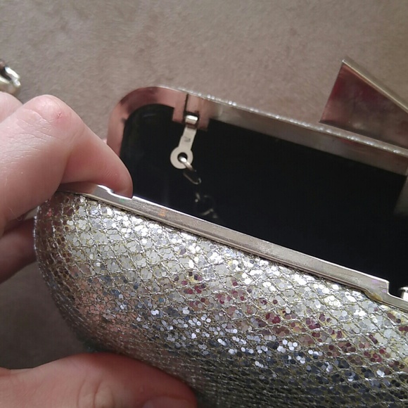 Vintage sparkle clutch - Picture 3 of 3