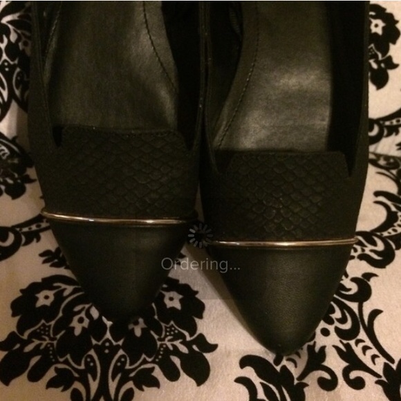 Shoes - Picture 2 of 3