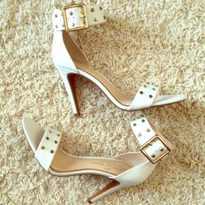 Jessica Simpson heels.