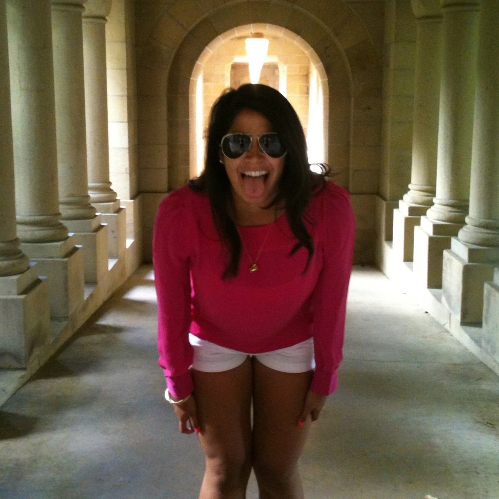 Meet your Posher, Christina