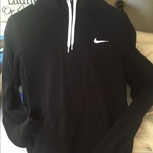 Women's Nike sweatshirt