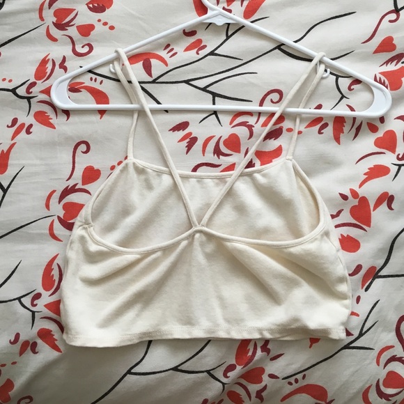 Brandy Melville Crop - Picture 2 of 3