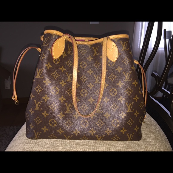 Louis Vuitton MM Mono Handbag-Receipt💯