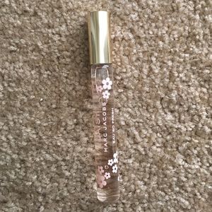 Marc Jacobs perfume