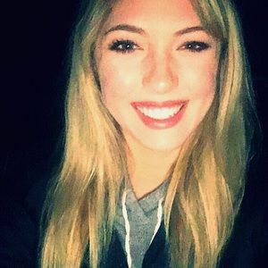 Meet your Posher, Evan