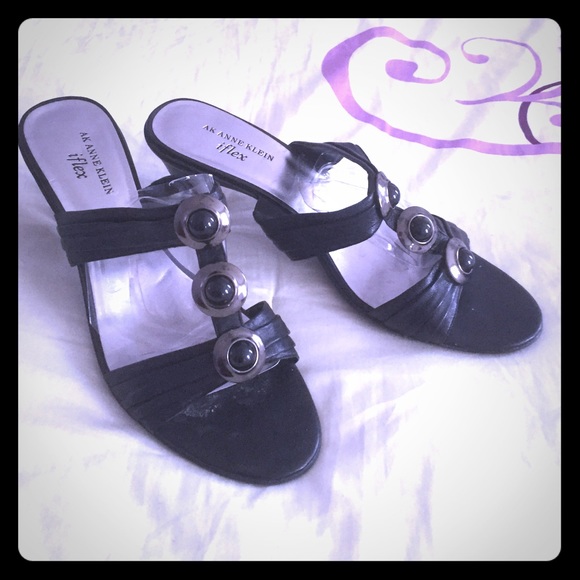 Summer heels