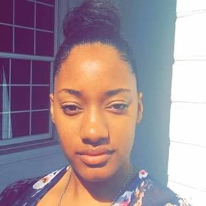 Meet your Posher, Beverly