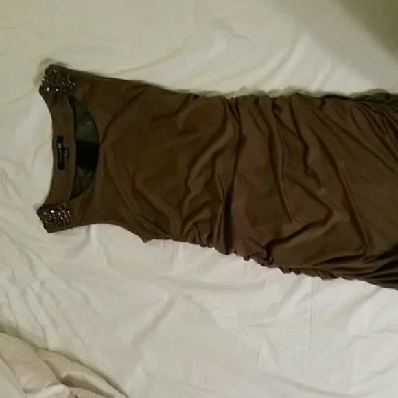 Dress - Picture 2 of 2