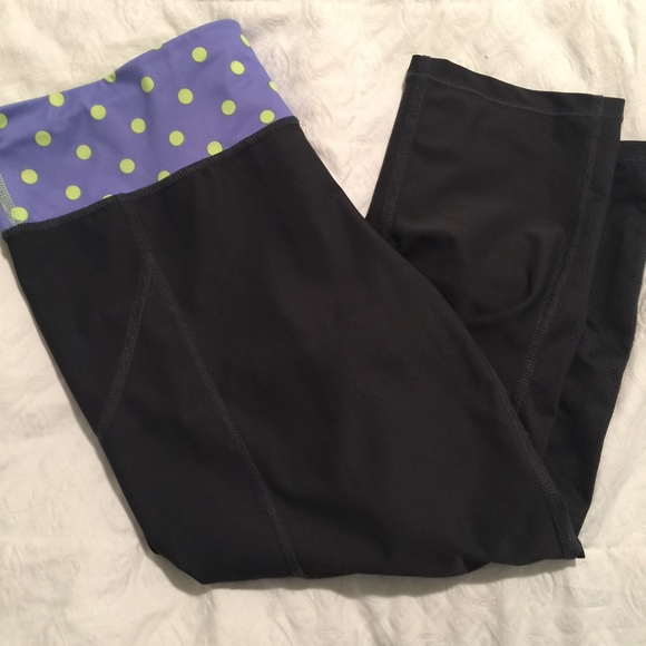 Dark gray workout crops