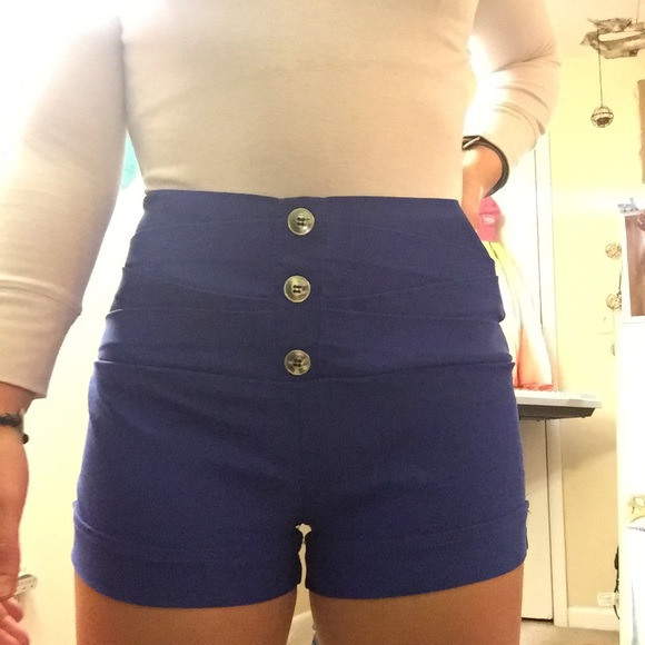 Statement Shorts
