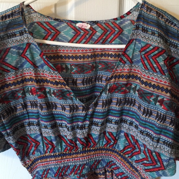 Blouse/Wrap - Picture 2 of 2