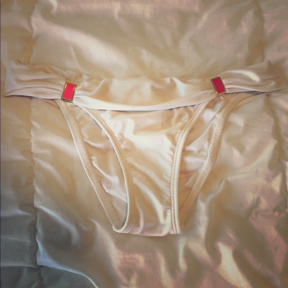Sexy Vix Bikini Bottom!