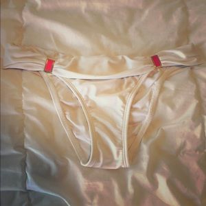 Sexy Vix Bikini Bottom!