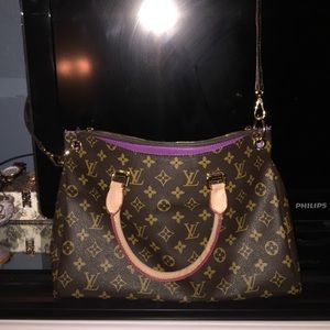 LV messenger bag