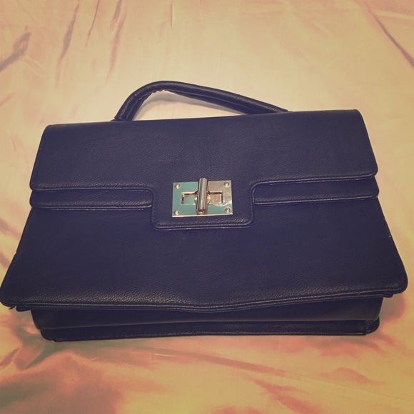 BLACK OLIVIA + JOY TOP HANDLE/SHOULDER BAG! ✌🏼️