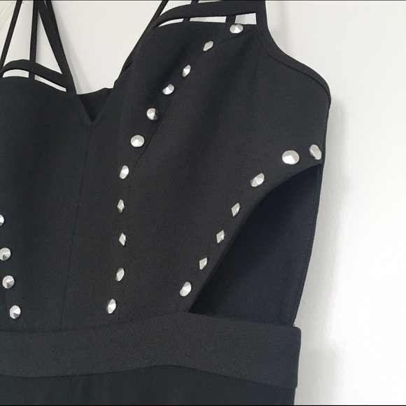 🎉3x HP🎉 NBD x Naven Twins Studded Cutout Dress - Picture 3 of 4