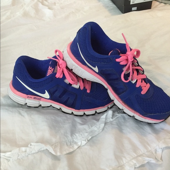 Nike Duel Fusion Running Shoes