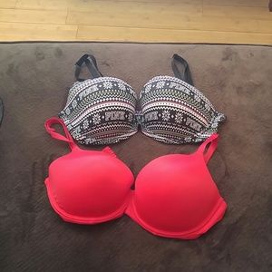 2 Victoria's Secret PINK bras 36DDD