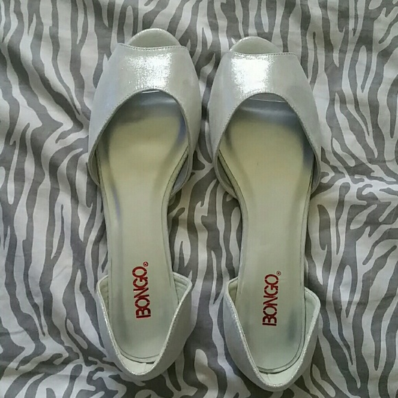 Bongo slip ons