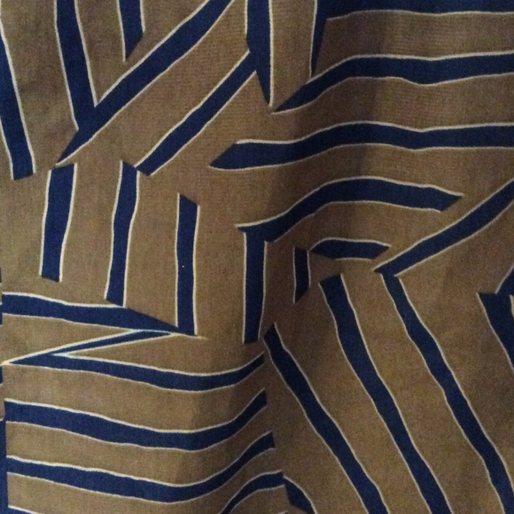 Oversized pattern top - Picture 3 of 4