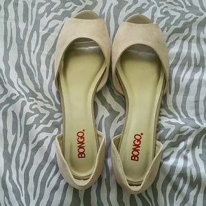 New bongo flats