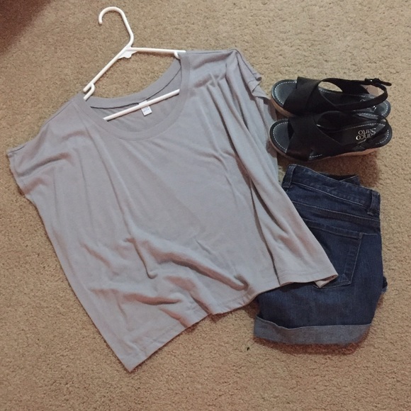 GIFT!!!! Boxy Tee - Picture 2 of 4