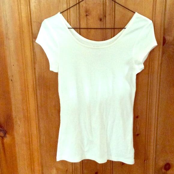 Cap-sleeve t shirt