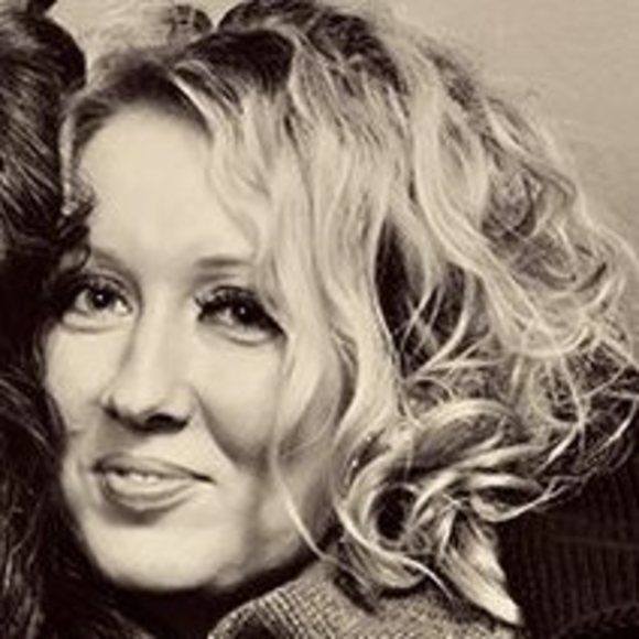 Meet your Posher, Cindy - Picture 1 of 1