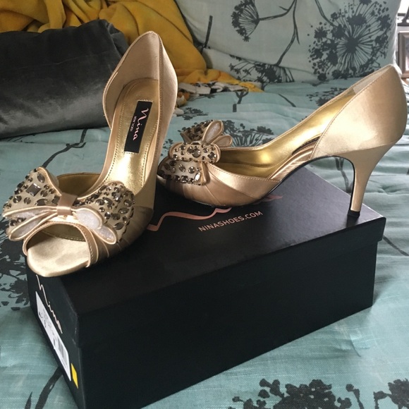 Nina heels size 6
