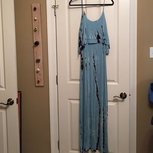 Tie dye maxi dress!