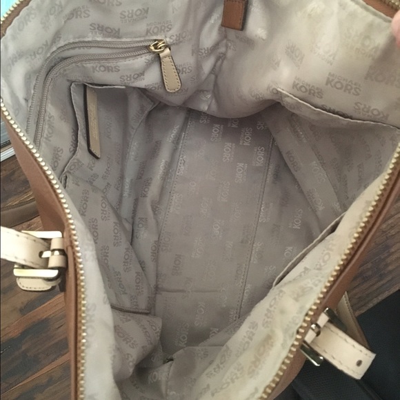 MK tote (additional pics for listing)
