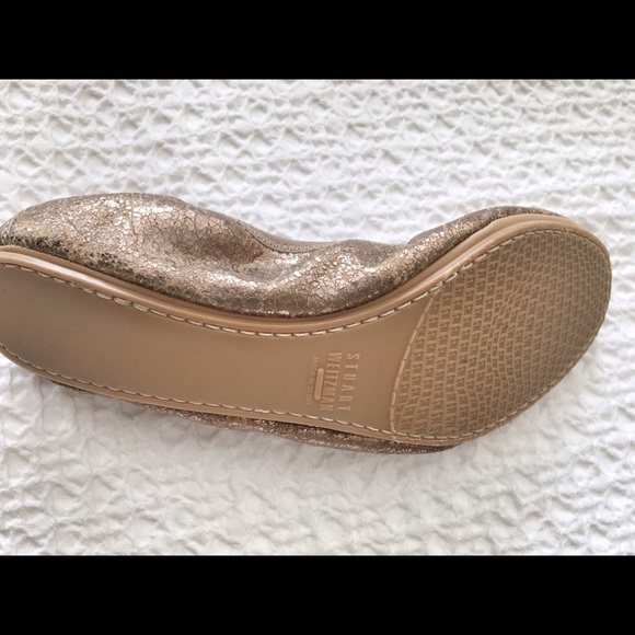 Stuart Weitzman metallic foldable ballet slipper - Picture 3 of 3