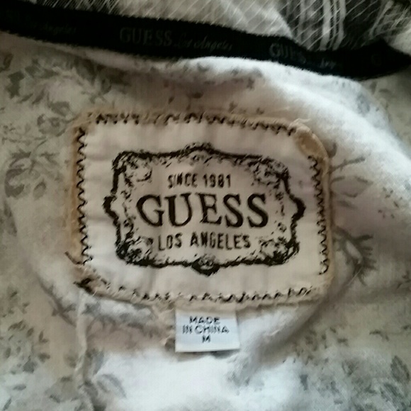 Shirt - Picture 3 of 4