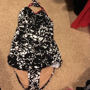 Pea in the pod halter Maternity tankini