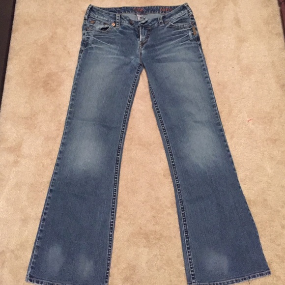 Silver jeans style"Tina" stretch.  Barely worn.