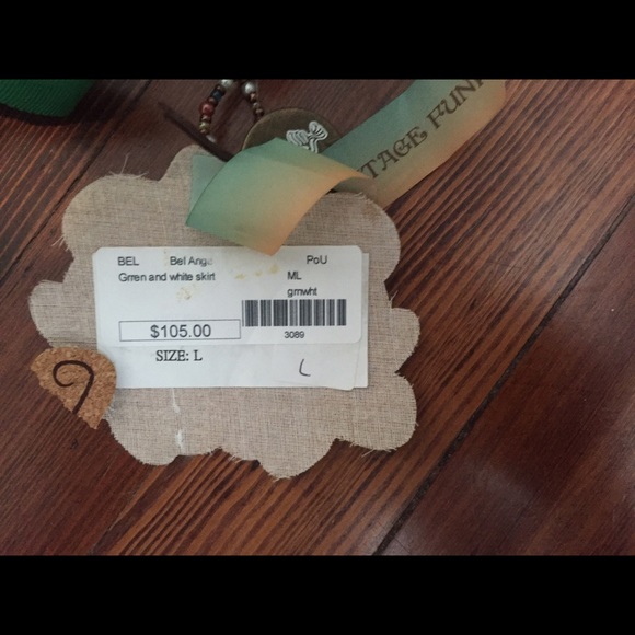 Skirt - Picture 3 of 4