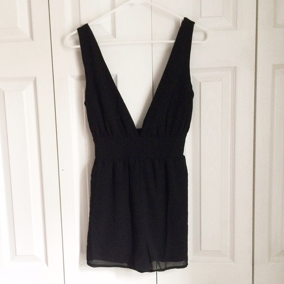 Last One! Plunging V-Neck Black Romper - Picture 2 of 3
