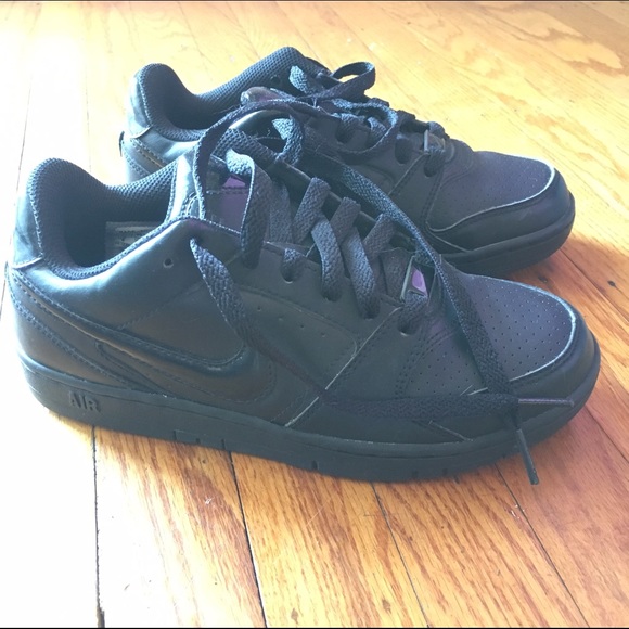Black Nike Air