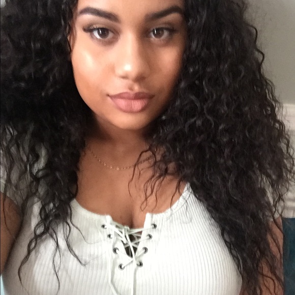 Meet your Posher, Monika