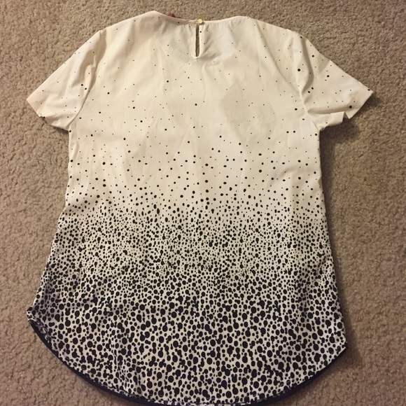 White/black blouse - Picture 3 of 3