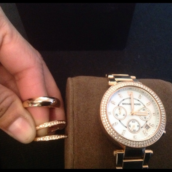 Michael Kors rose gold -tone watch and ring set