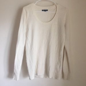 Scoop neck sweater