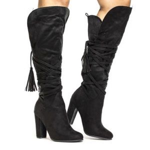 Tassel-Wrapped Boots 7.5