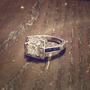 SOLD 🎉 Princess Cut Diamond Engagement Ring