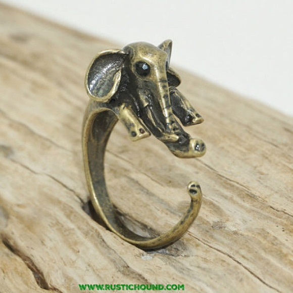 3D Elephant Wrap Ring - Picture 3 of 3