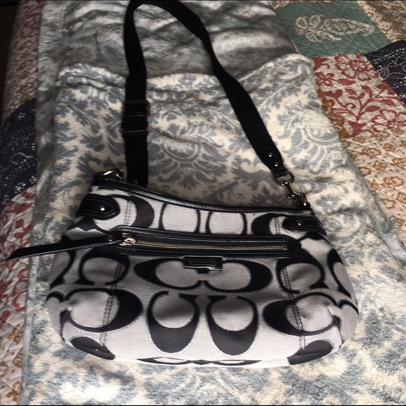 Coach Crossbody - Picture 2 of 4