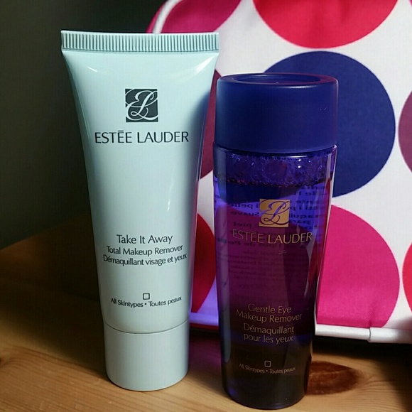 2 Makeup Bags Eye Shadow 2 Bottles Makeup Remover! - Picture 3 of 3