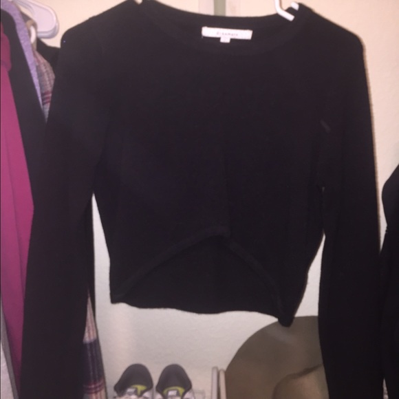 Cropped long sleeve knit