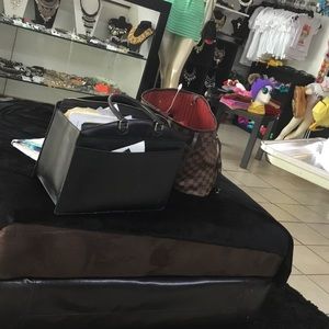 Meet your Posher, Angie